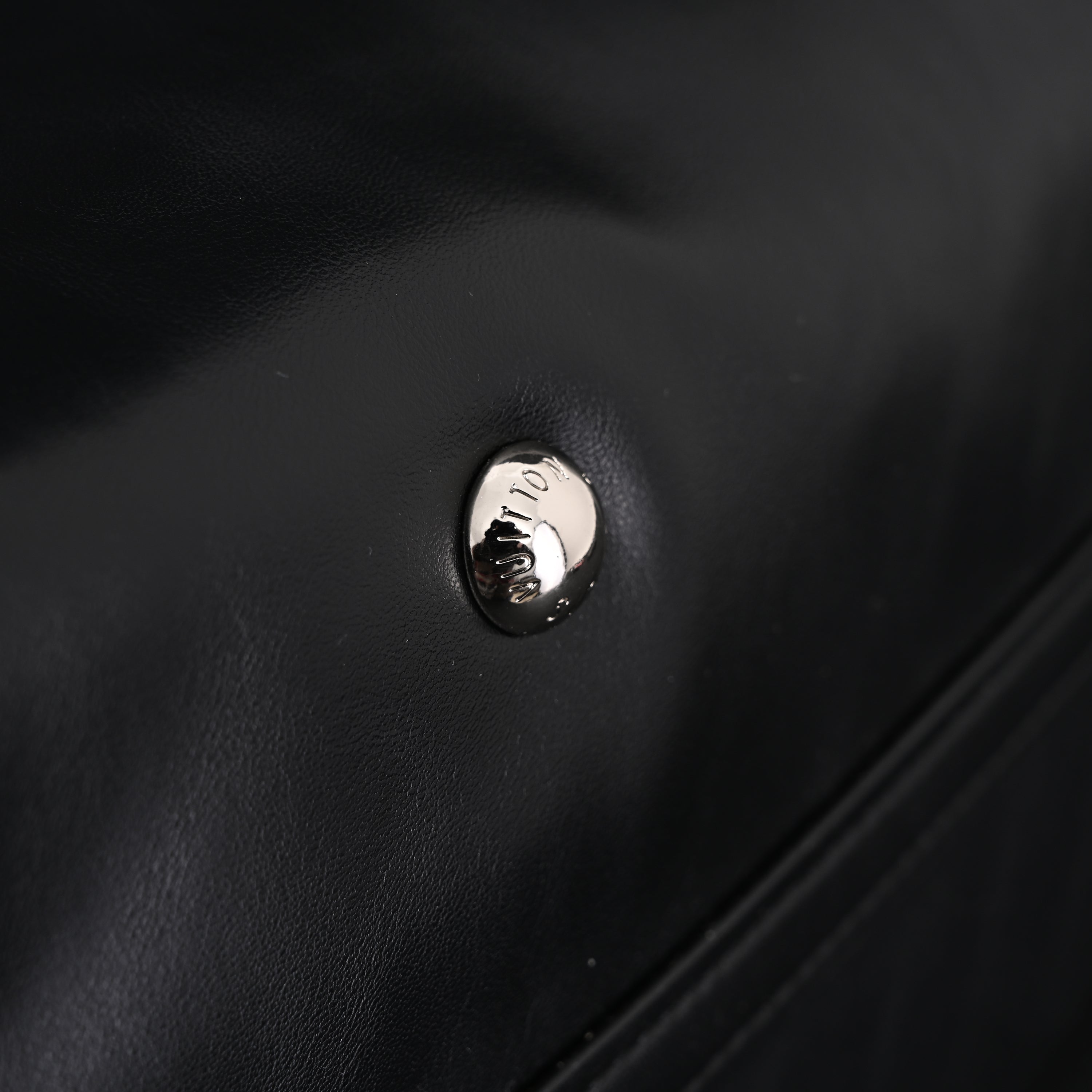 Louis Vuitton Black Mahina Leather Hobo Shoulder Bag