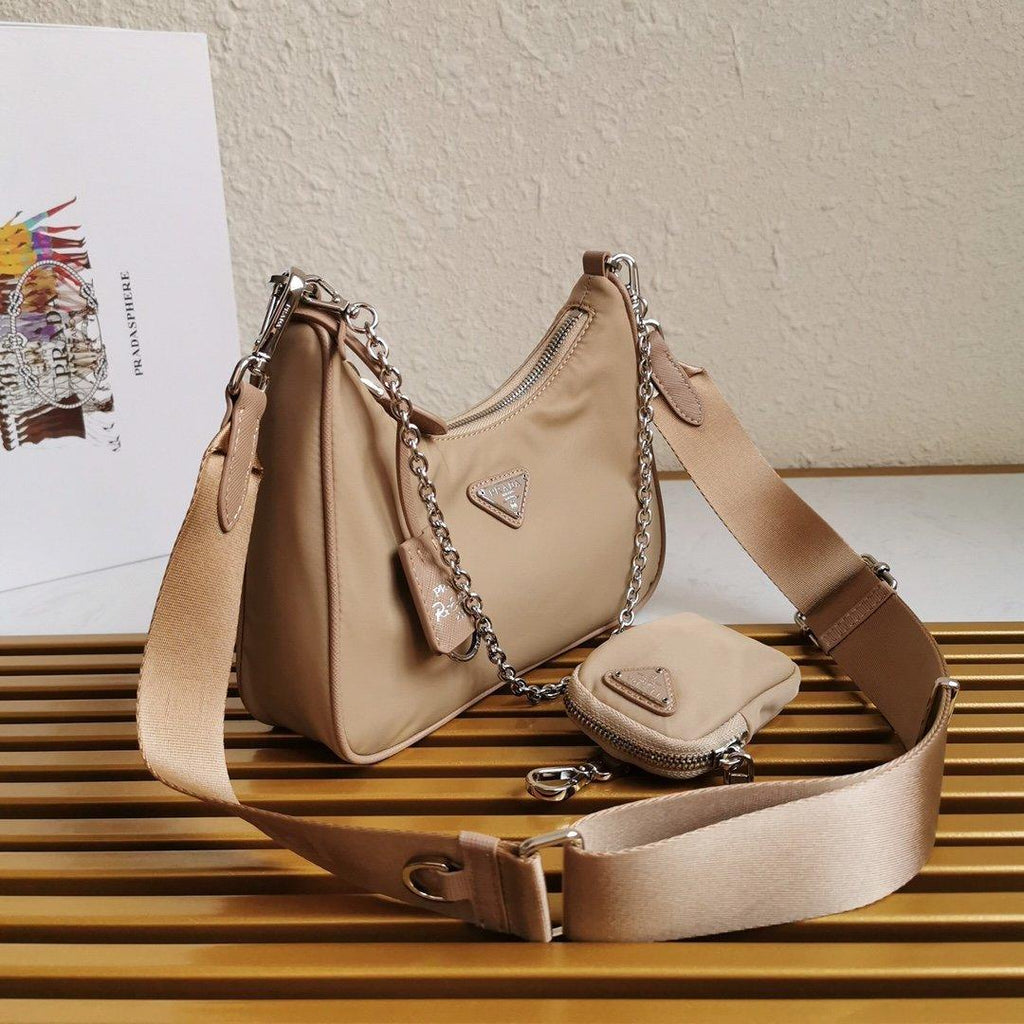 Prada Re-Edition 2005 Nylon Bag